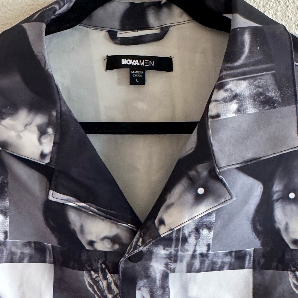 Scissor Hands Men’s Button Up Graphic Black & White Shirt | Size Large - Picture 3 of 9